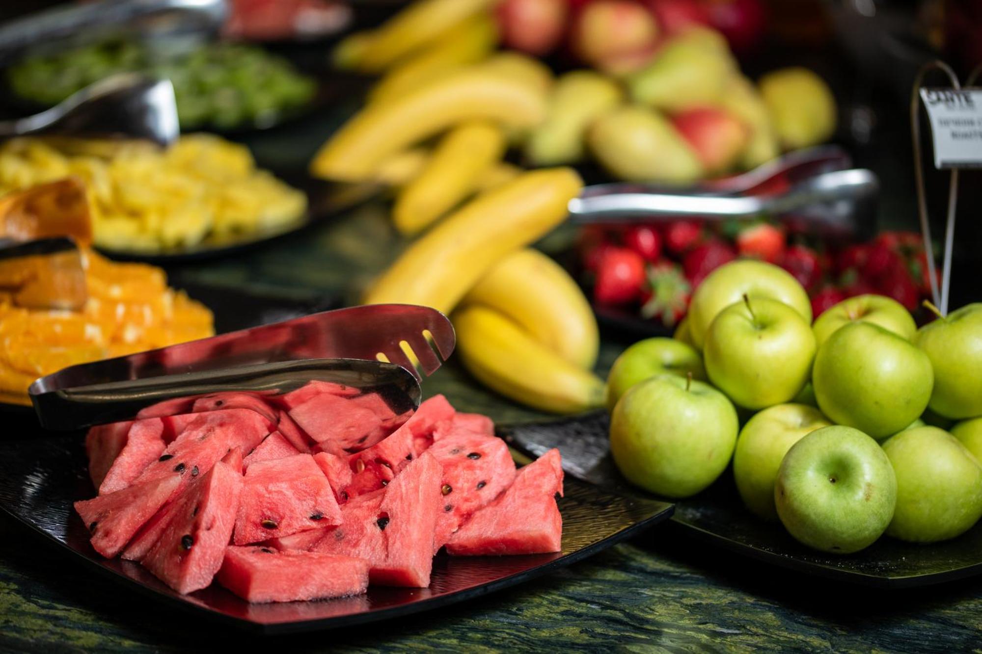 Sante Spa Hotel Welingrad Exterior foto Fruit salad