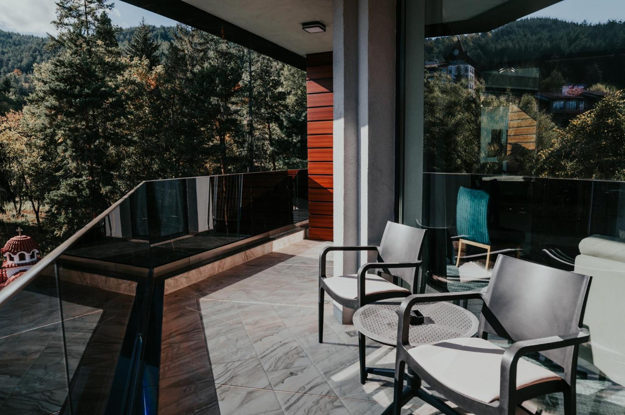 Sante Spa Hotel Welingrad Exterior foto A balcony