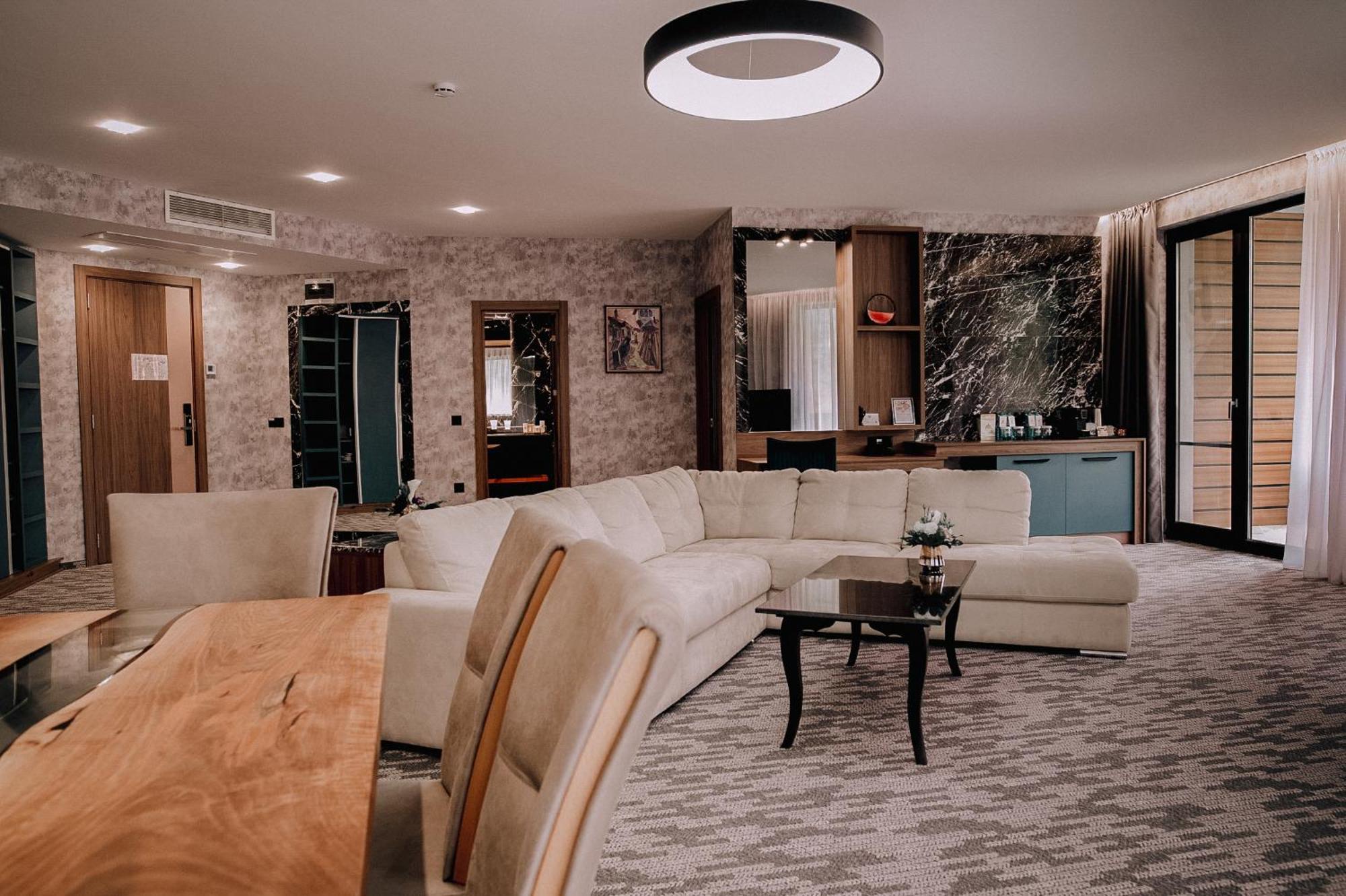 Sante Spa Hotel Welingrad Exterior foto A living room in a modern house