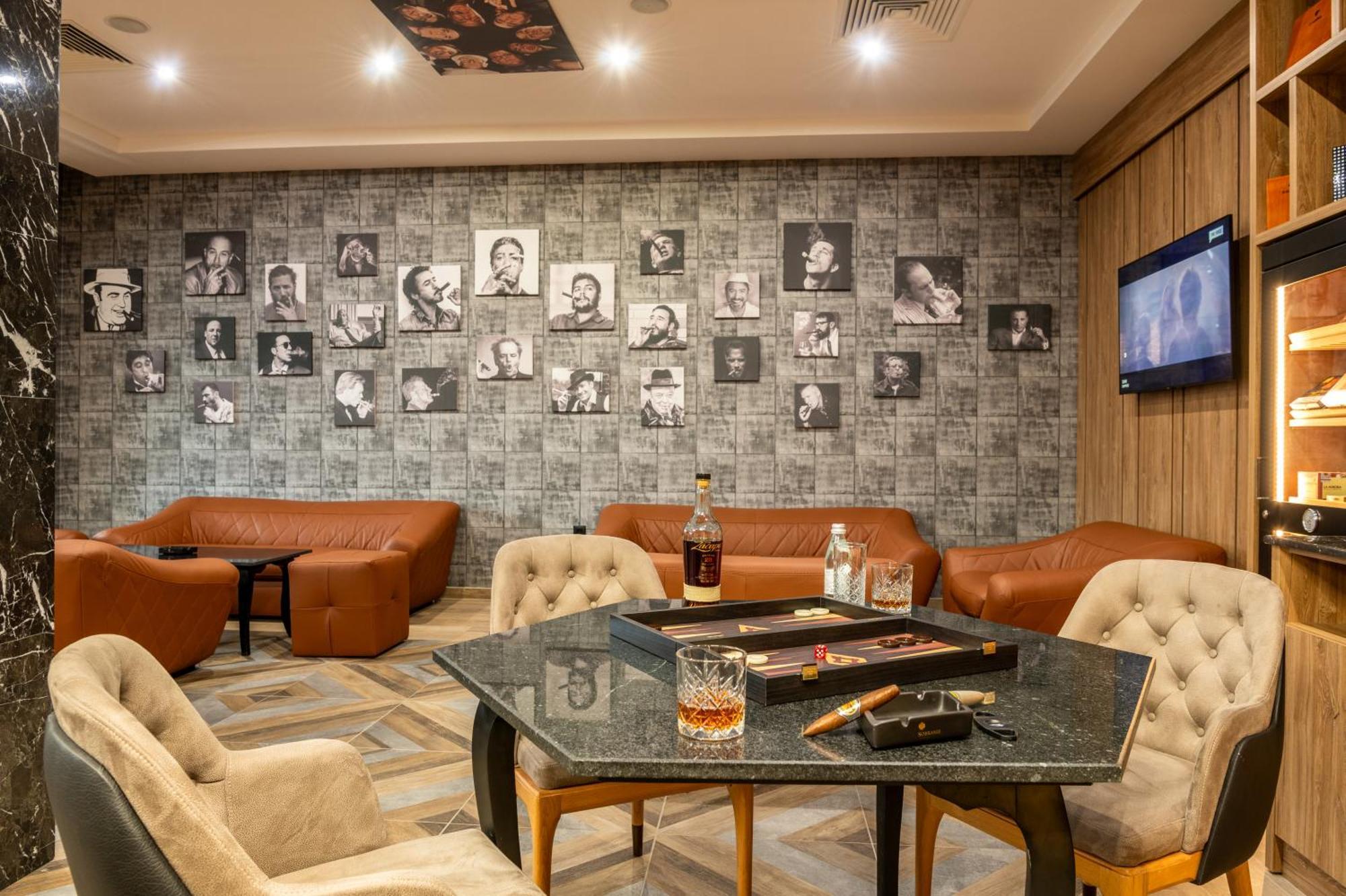 Sante Spa Hotel Welingrad Exterior foto The lounge at the airport